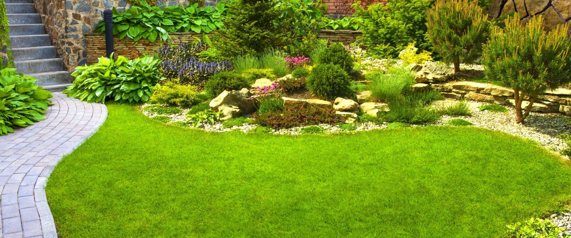 What are the types of services for landscaping?