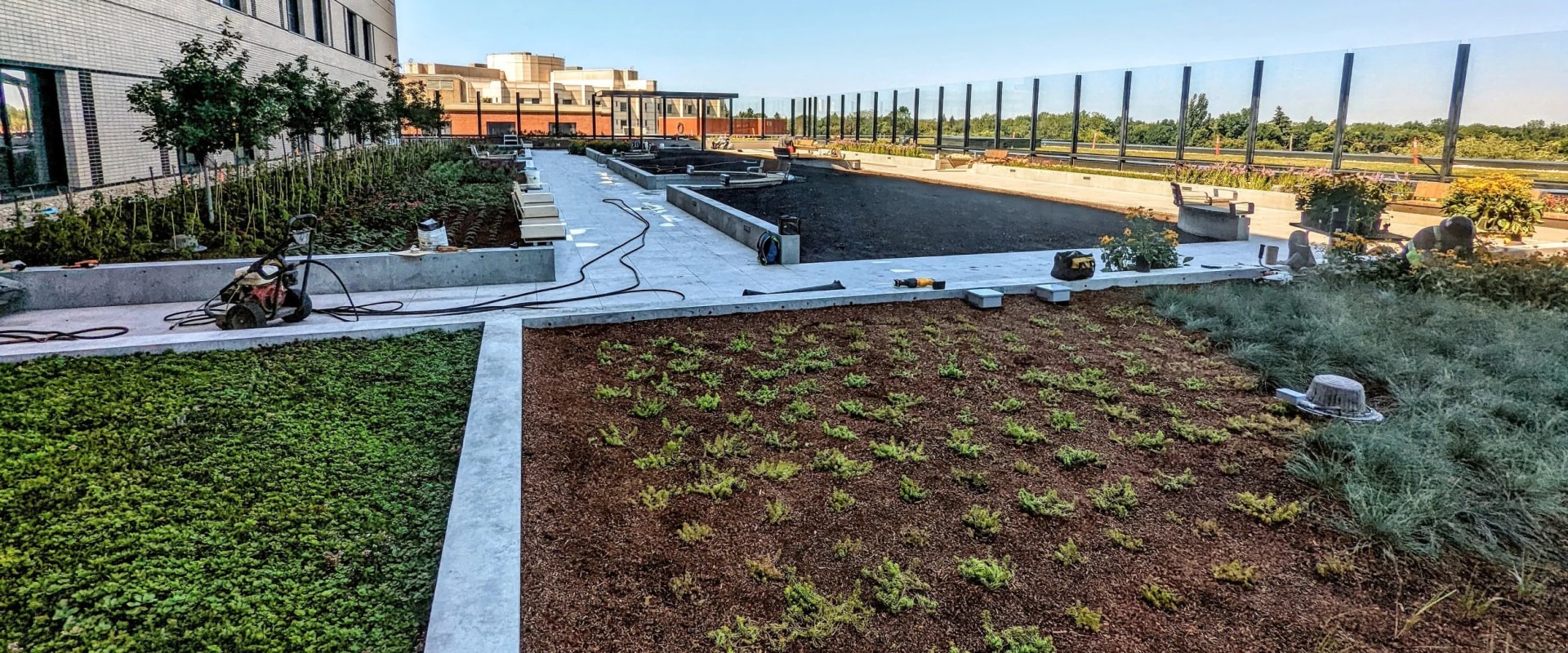 The Rarely Mentioned Impact of Landscaping on Seasonal Property Performance