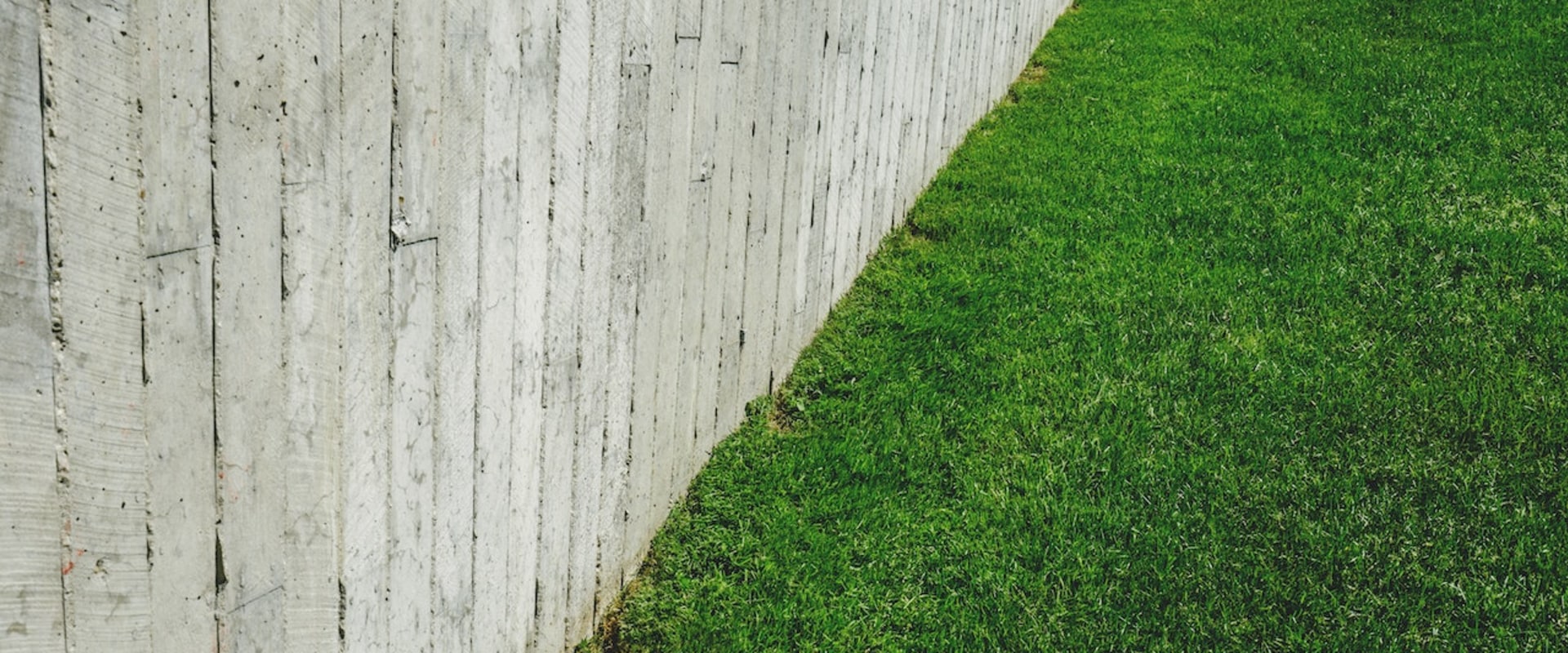 Why Hiring The Best Fencing Services In Auckland Is Essential For Your Landscaping Projects?