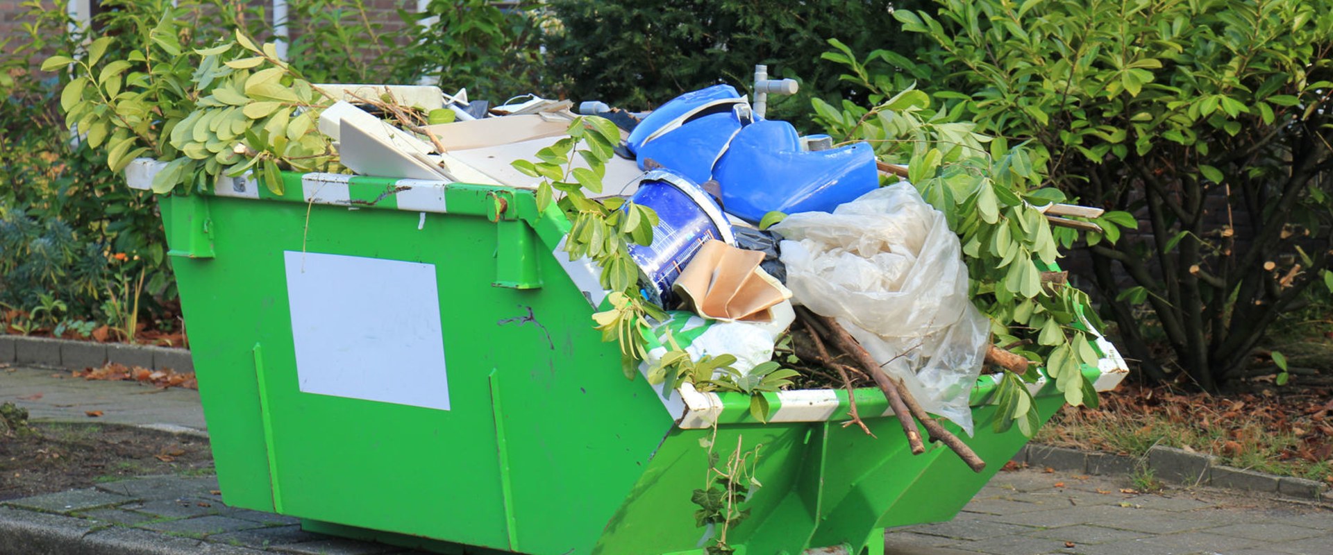 Container Garbage Rental: The Most Efficient Waste Disposal Solution For Landscaping Services In Louisville