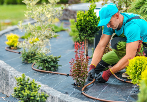 What is the highest paying job in landscaping?