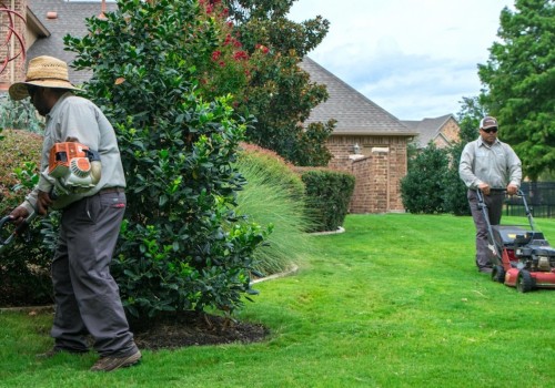 What does a landscaper do on a daily basis?
